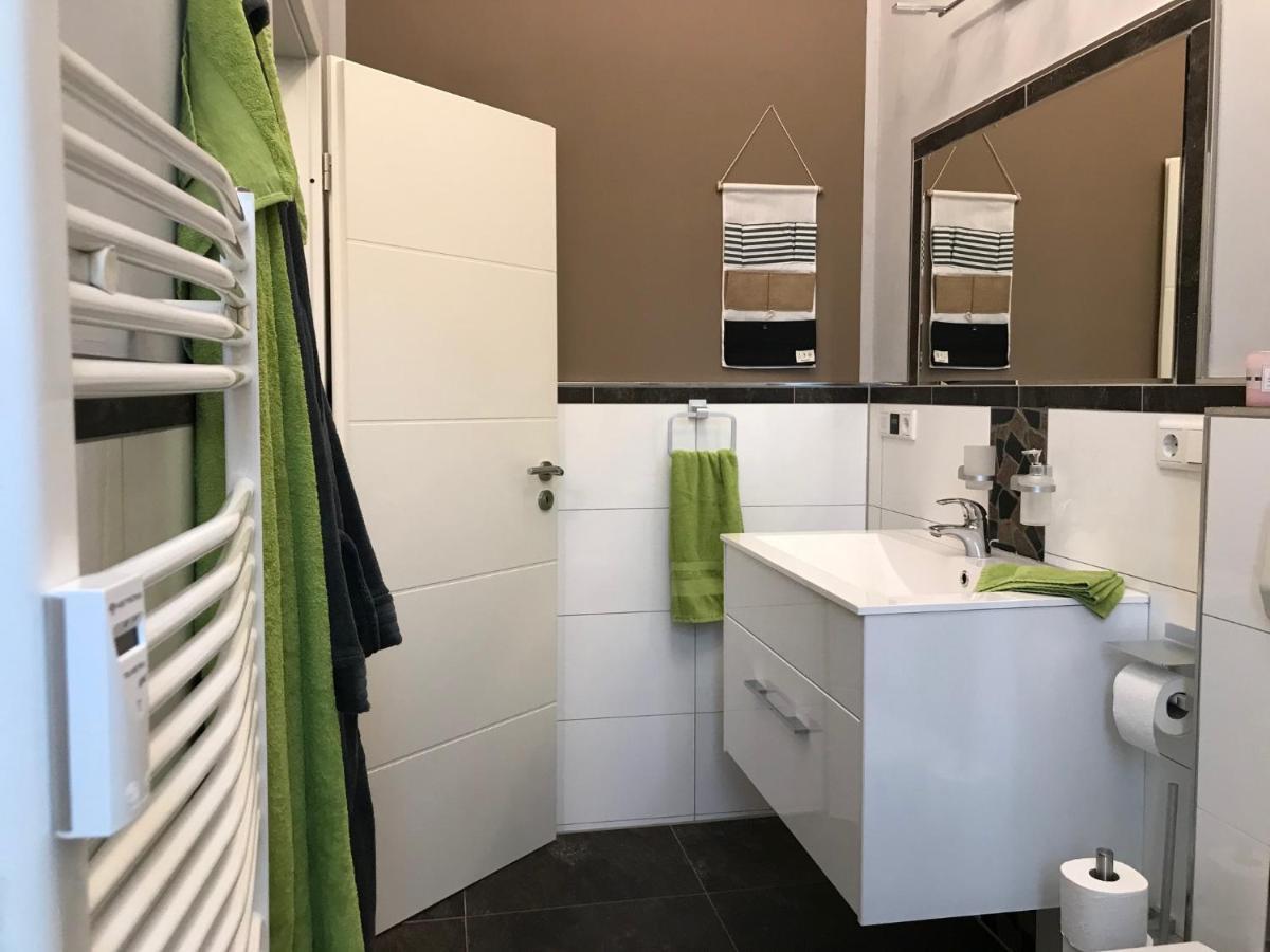 Stadthaus Artur - Apartment Madrid Remscheid Dış mekan fotoğraf
